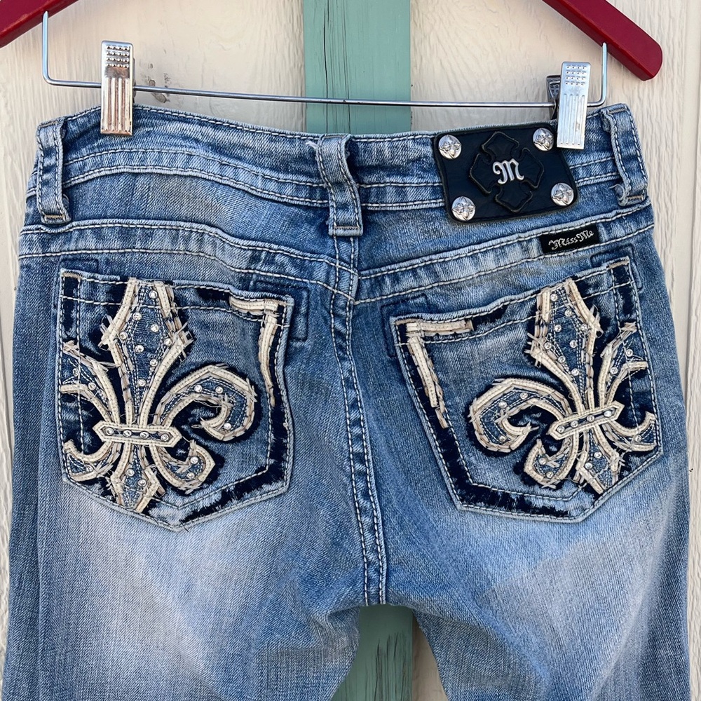 Miss Me Jeans Womens 28 Light Wash Bootcut Fleur De Lis Embroidered JP5450BR